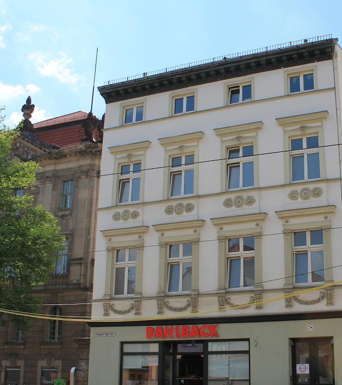 波茨坦 Bett-Point Am Rathaus旅馆 外观 照片